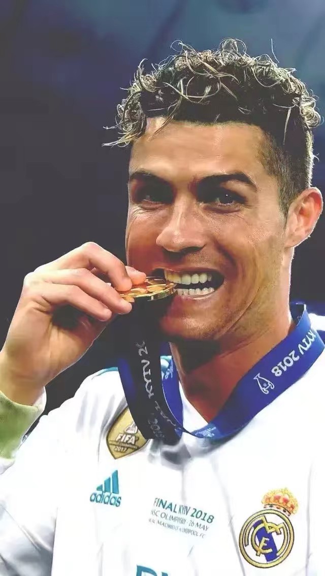 c罗球迷有多爱c罗,你是什么时候喜欢c罗