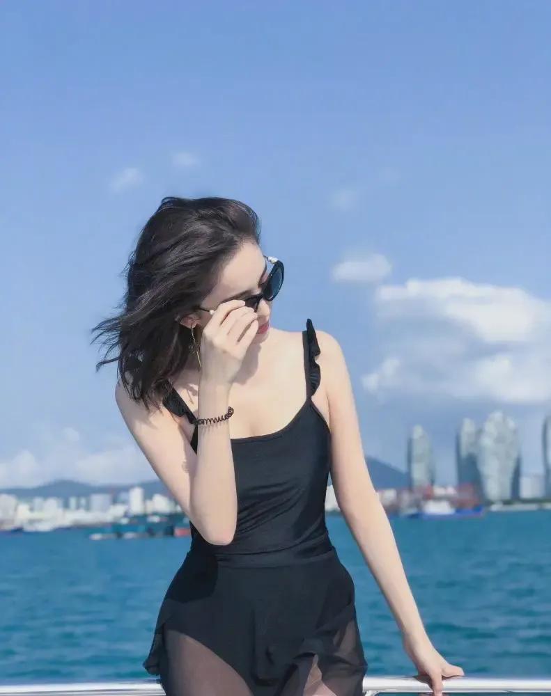 古力娜扎火爆牛仔裤,古力娜扎微喇裤