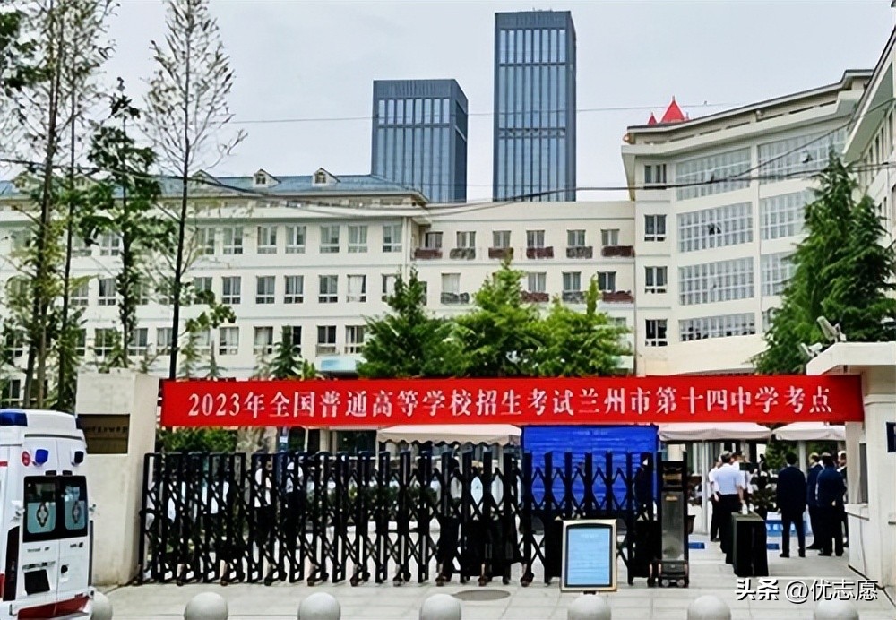 直击高考现场2018,直击高考第一现场助力高考