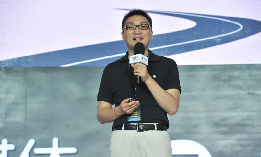 拼多多被消费降级,拼多多市值是不是高估了