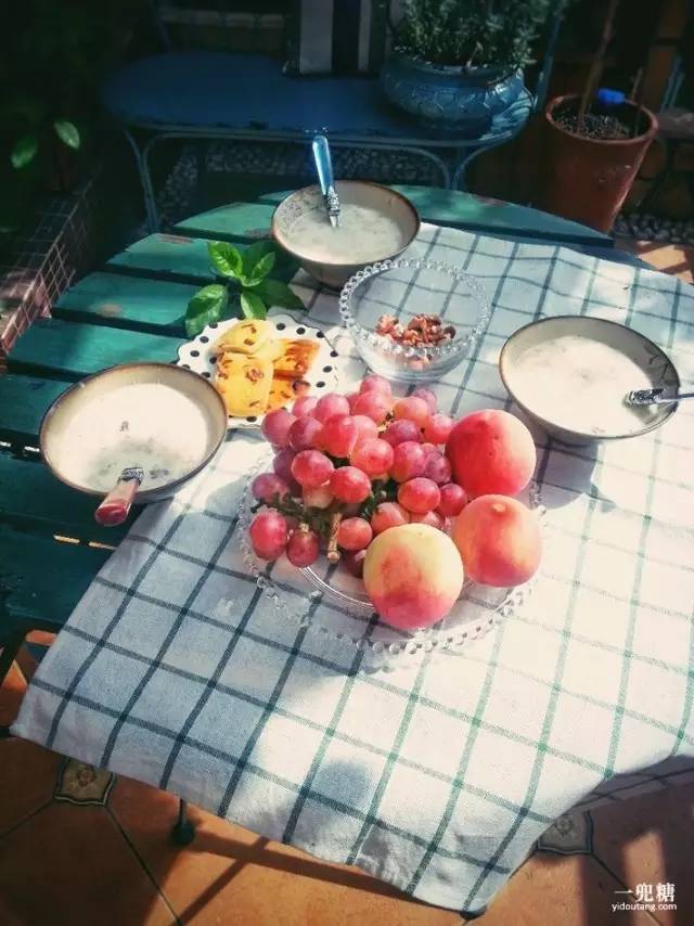 从装饰着手让家里更加温馨,从硬装开始打造家的高级感