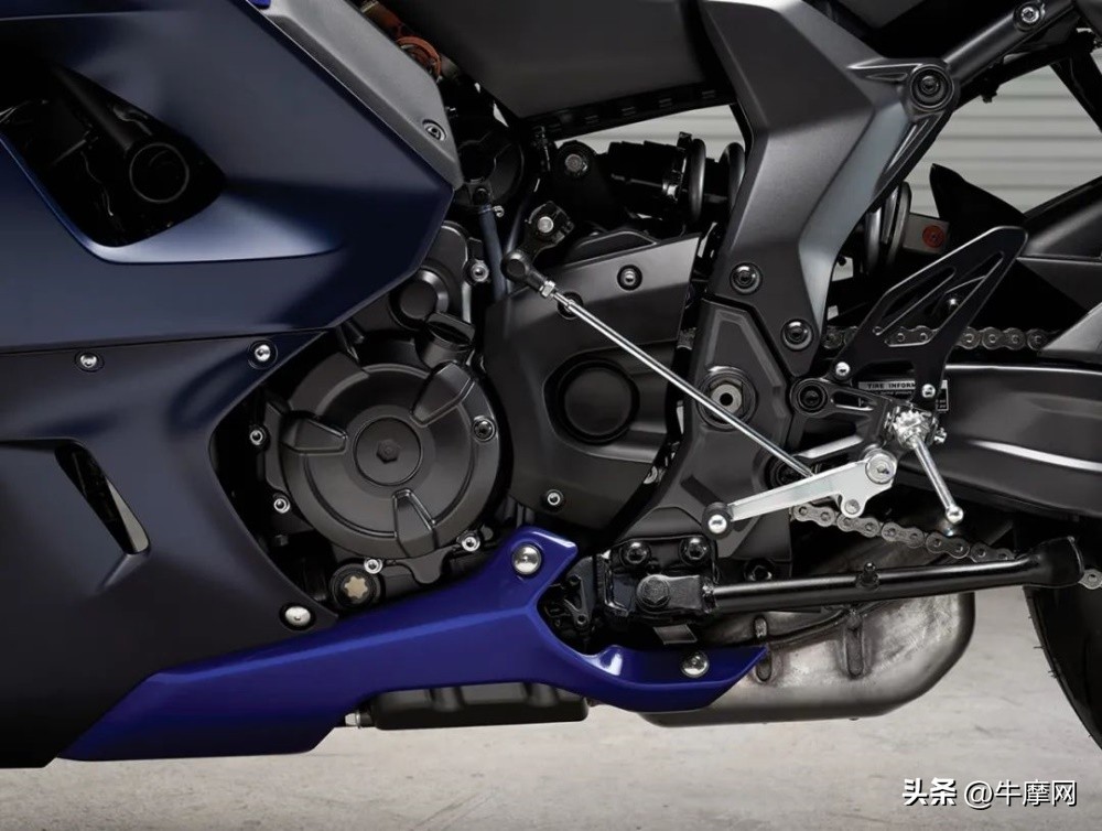 雅马哈r3motogp版和普通版区别,雅马哈yzf-r1998cc上市价格