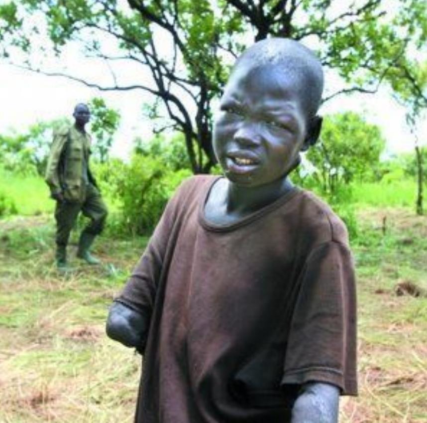 圣灵抵抗军头目科尼：流窜非洲，杀人绑架，190万人因他成难民