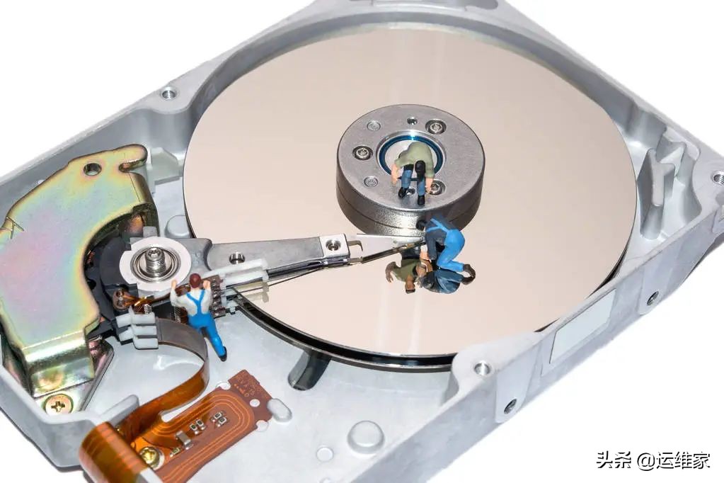 一块硬盘装进nas之前要分区吗,一块硬盘能扩容吗