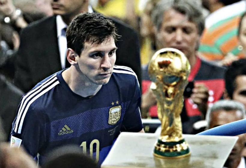 荷兰世界杯一共得了几次亚军,荷兰世界杯无冕之王