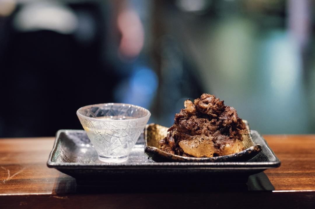 配备一星米其林黑珍珠餐厅,比米其林黑珍珠高端的餐厅