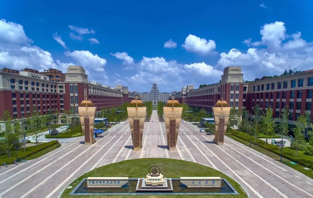 当千年长安,遇上百廿交大!西安交通大学:雨润风暖盛唐景,且待君同览!