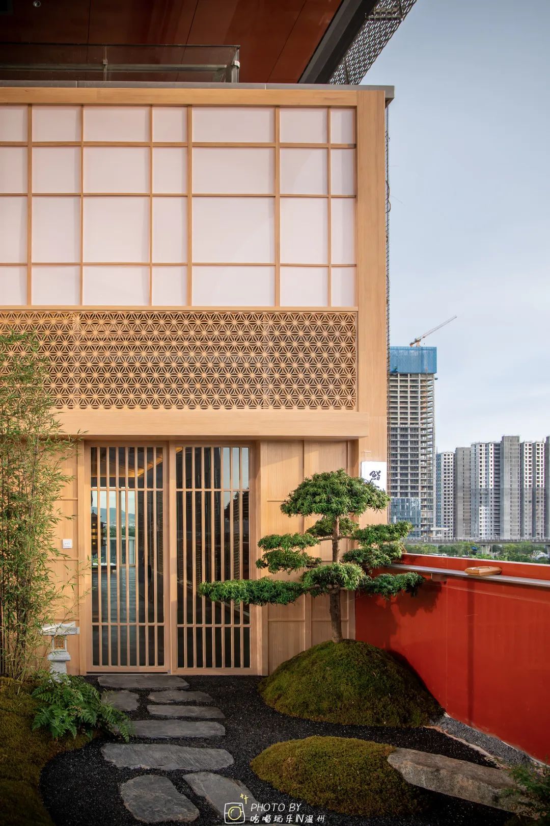 蝉联四年黑珍珠餐厅,连续六年黑珍珠三钻餐厅