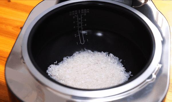 买什么样的电饭煲做出的米饭香,什么牌子的电饭煲焖饭好