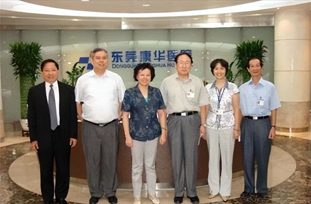 东莞隐形首富卖菜起家身家300亿,东莞首富发家史靠卖菜起家