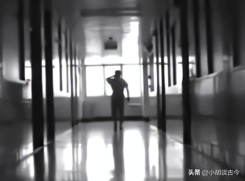 四川父亲忍痛拔掉儿子呼吸机,家人拔掉呼吸机视频