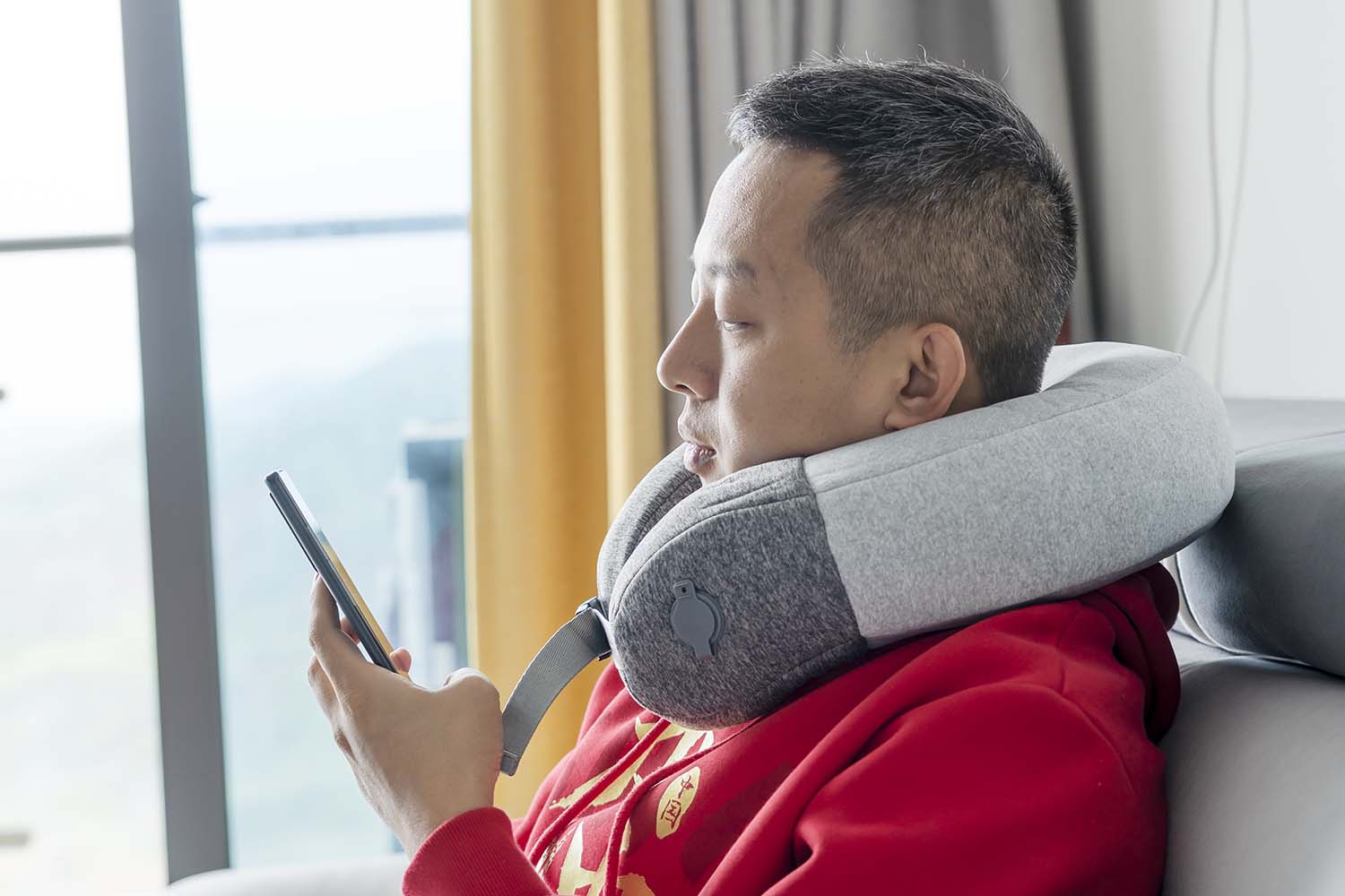 蓝宝肩颈按摩仪和skg哪个好用,肩颈椎按摩器测评