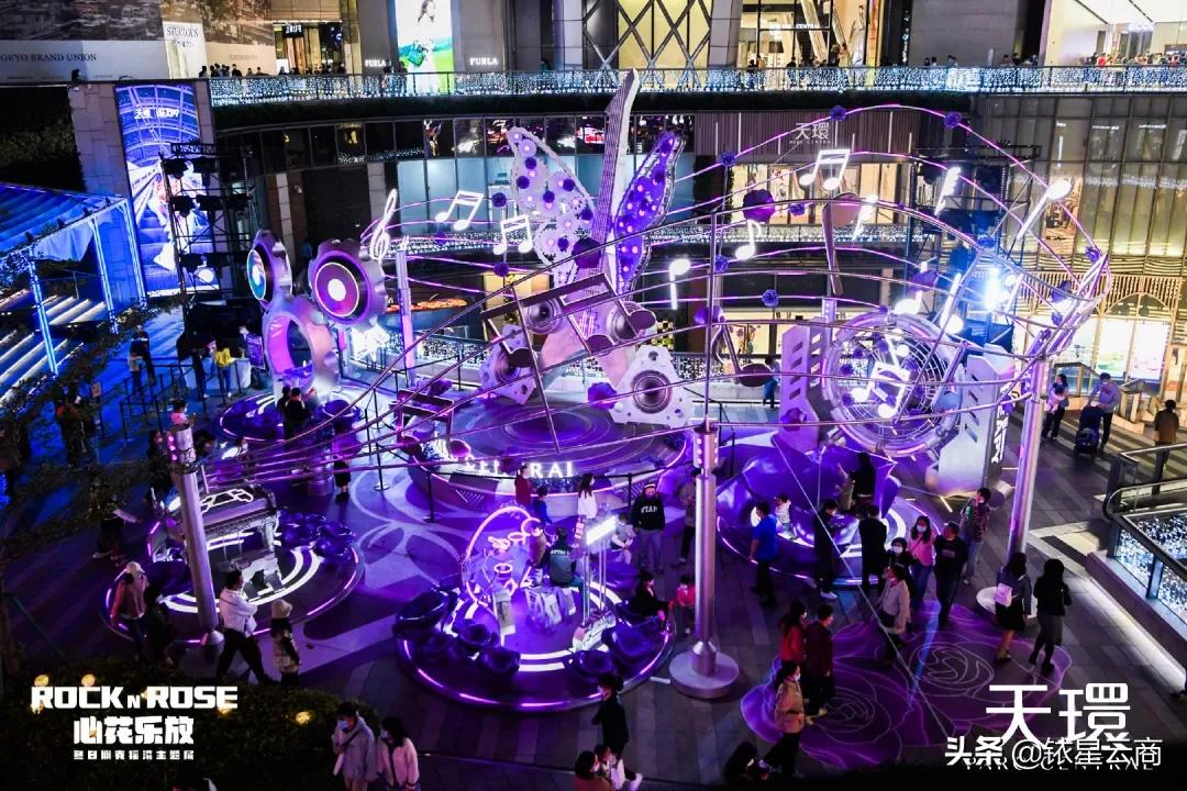 绝绝子！购物中心冬季美陈大型“比美”现场来了