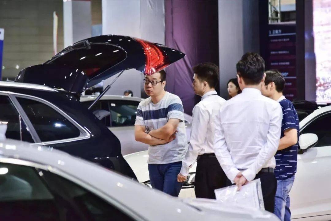 为什么4s店宁愿不收利息,4s店为什么0利息还让你贷款买车