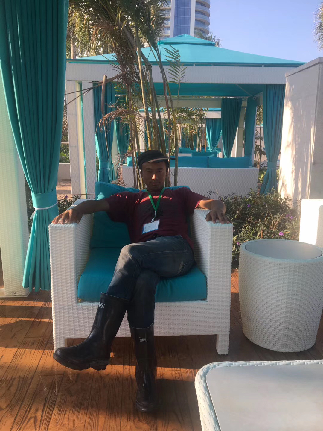 旅行五年没工作躺赚千万,旅行5年