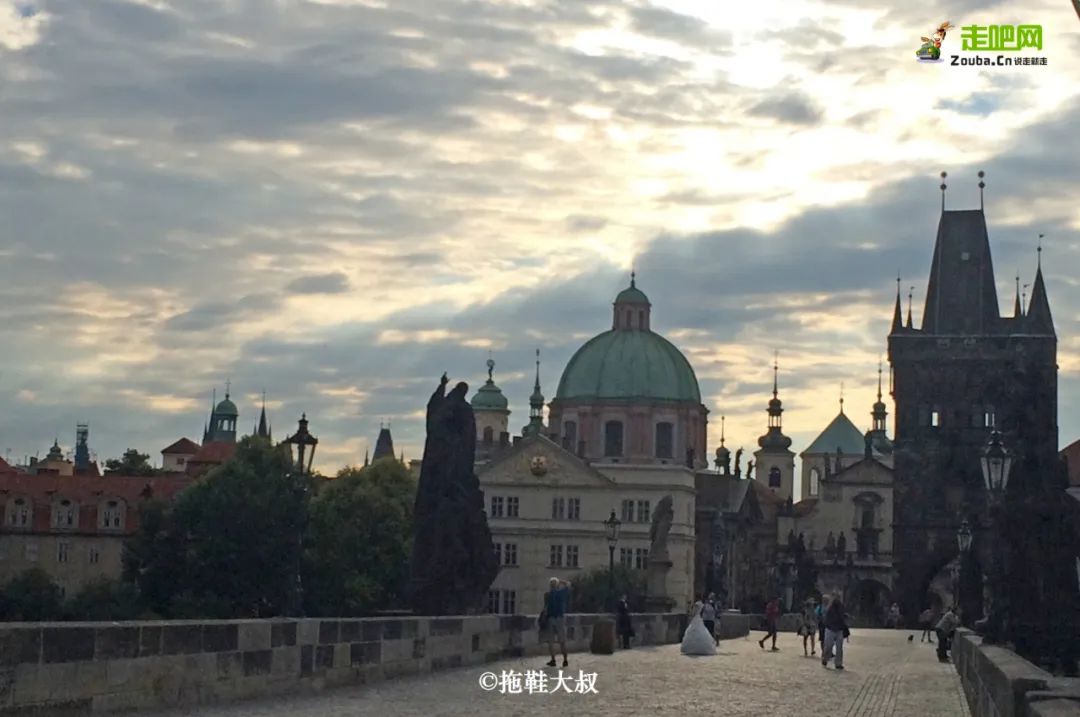 一双拖鞋走遍东南亚,一双拖鞋走世界原版