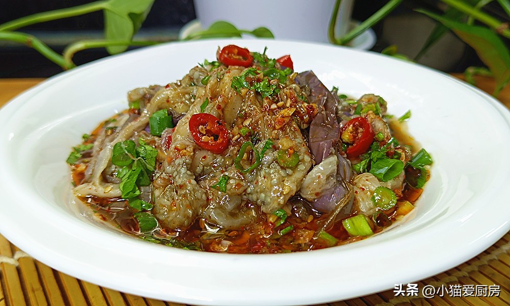 夏天这样吃茄子真下饭,夏天开胃的家常菜茄子