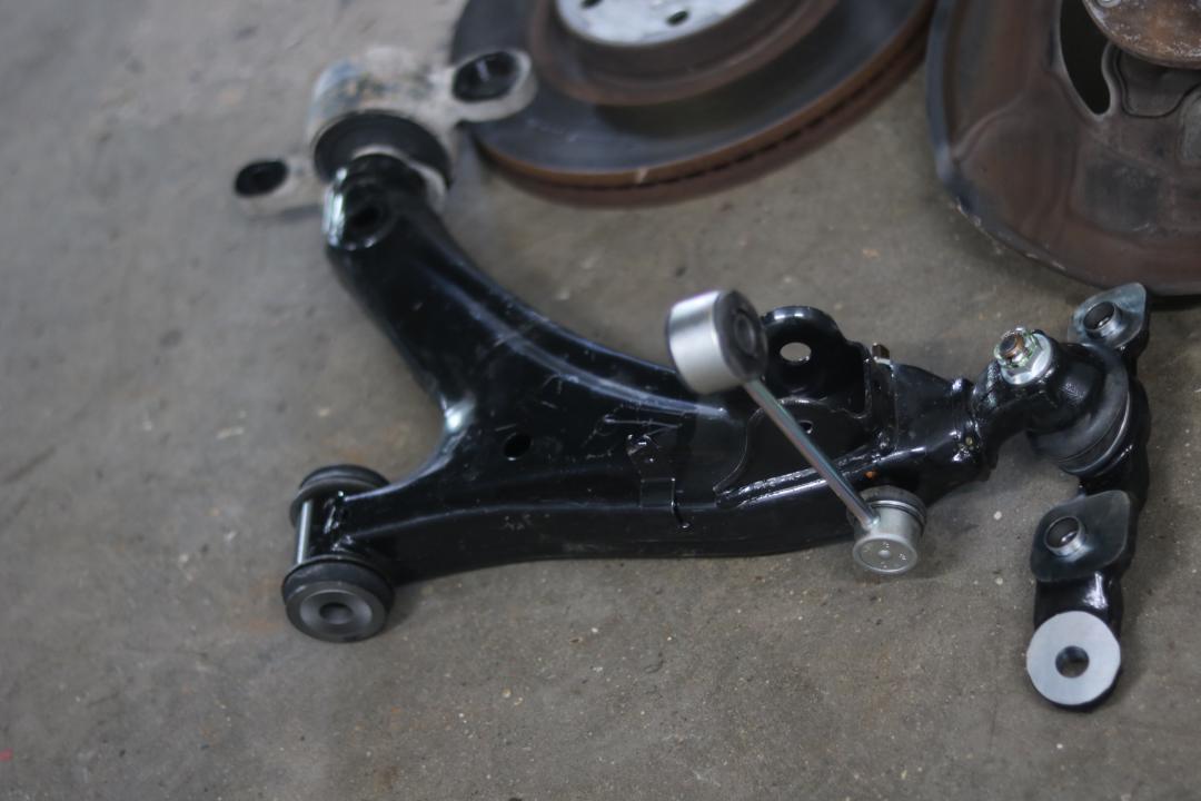 搞了辆“破烂不堪”05年凌志LS430，进厂翻新重造，复活又变新车