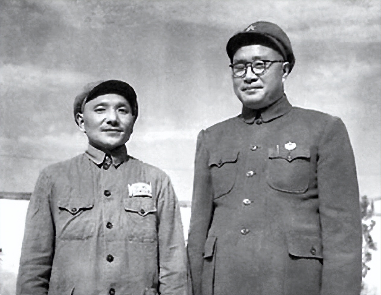 86年*伯承刘**逝世，邓公审定追悼会名单后催促：快给武汉军区打电话