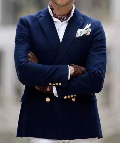 男士最潮流的西装正装搭配上班,男士穿西装这几个搭配最帅气