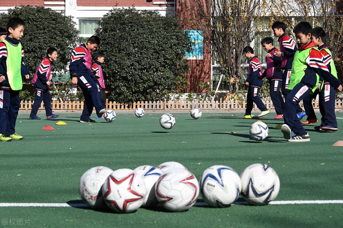 雨中的快乐作文二年级,下雨的烦恼优秀作文