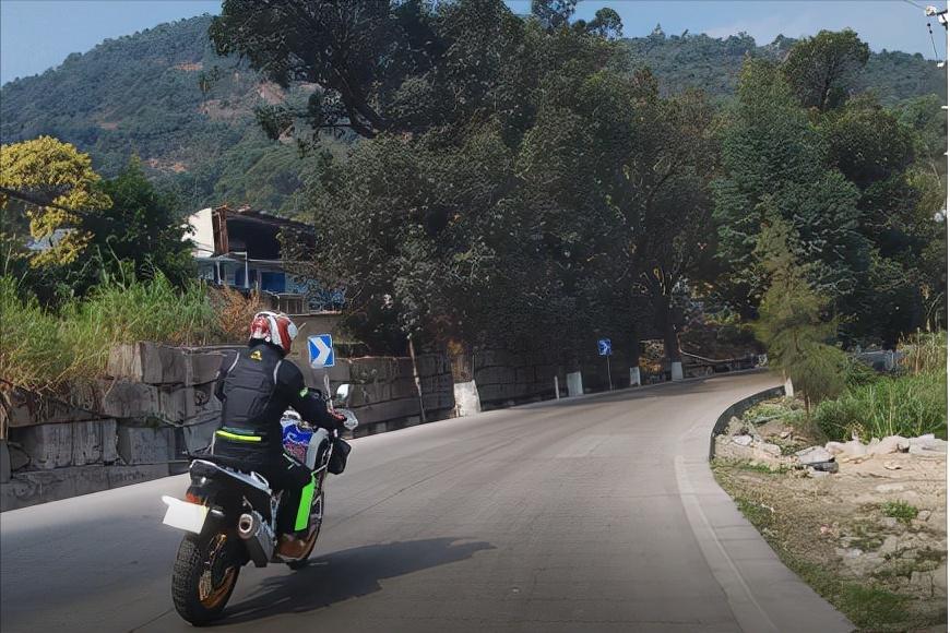 恒舰大海道500越野测试视频,恒舰大海道hj500-8极速