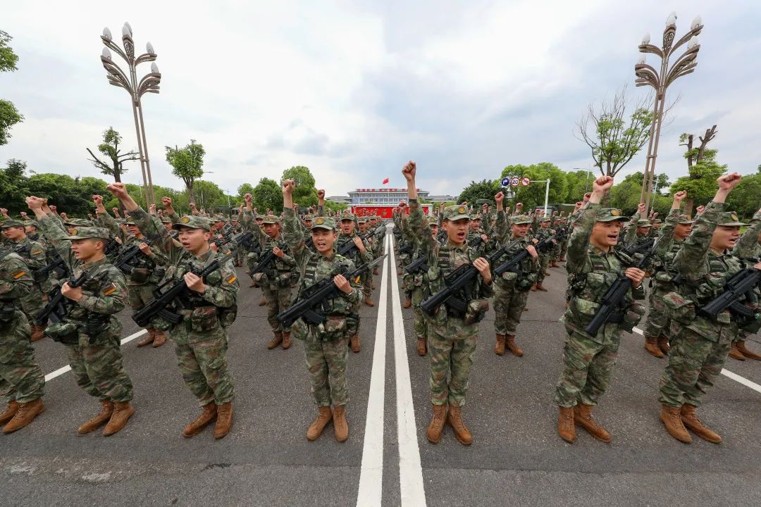 军营青春视频,镜头下的军营青春岁月