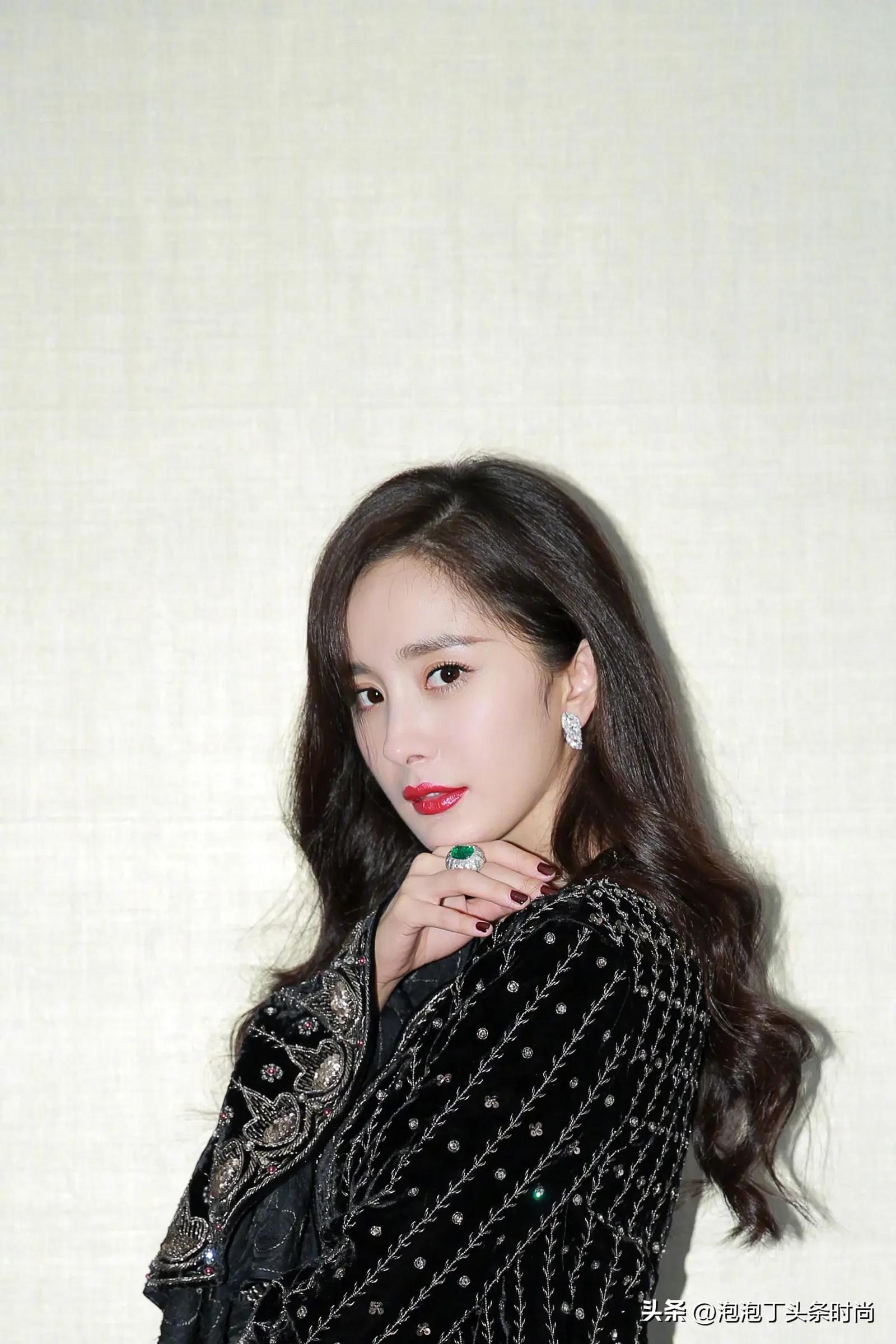 女明星妆后对比照,女明星妆前后效果对照表