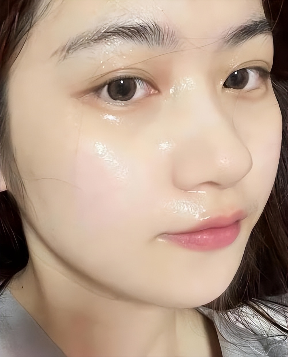 护肤时精华液冰晶修复霜先后顺序,护肤水乳精华液先后顺序