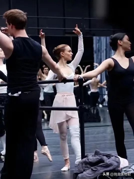 y2k早期风格是什么,y2k风格回归原因