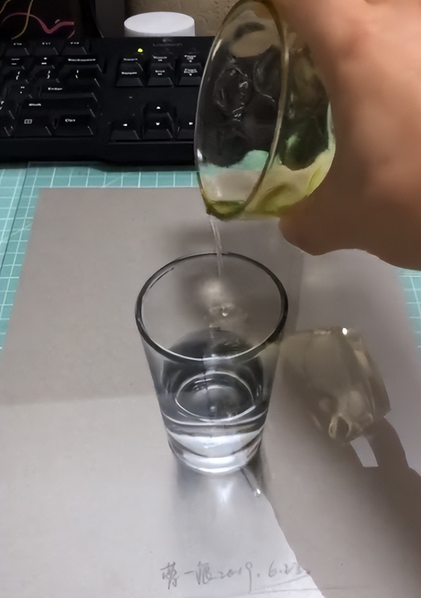 3D绘画牛人多厉害？画出真假难辨的“立体美女”，震惊500万网友