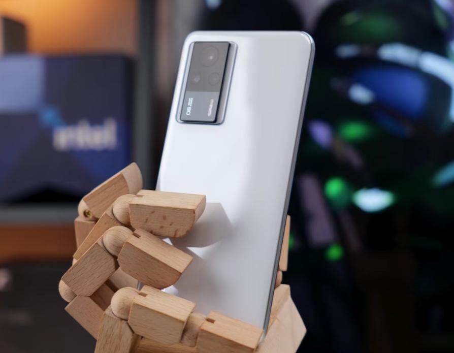 oppo跟vivo哪款手机性价比更高,oppo和vivo手机哪个手机性价比高