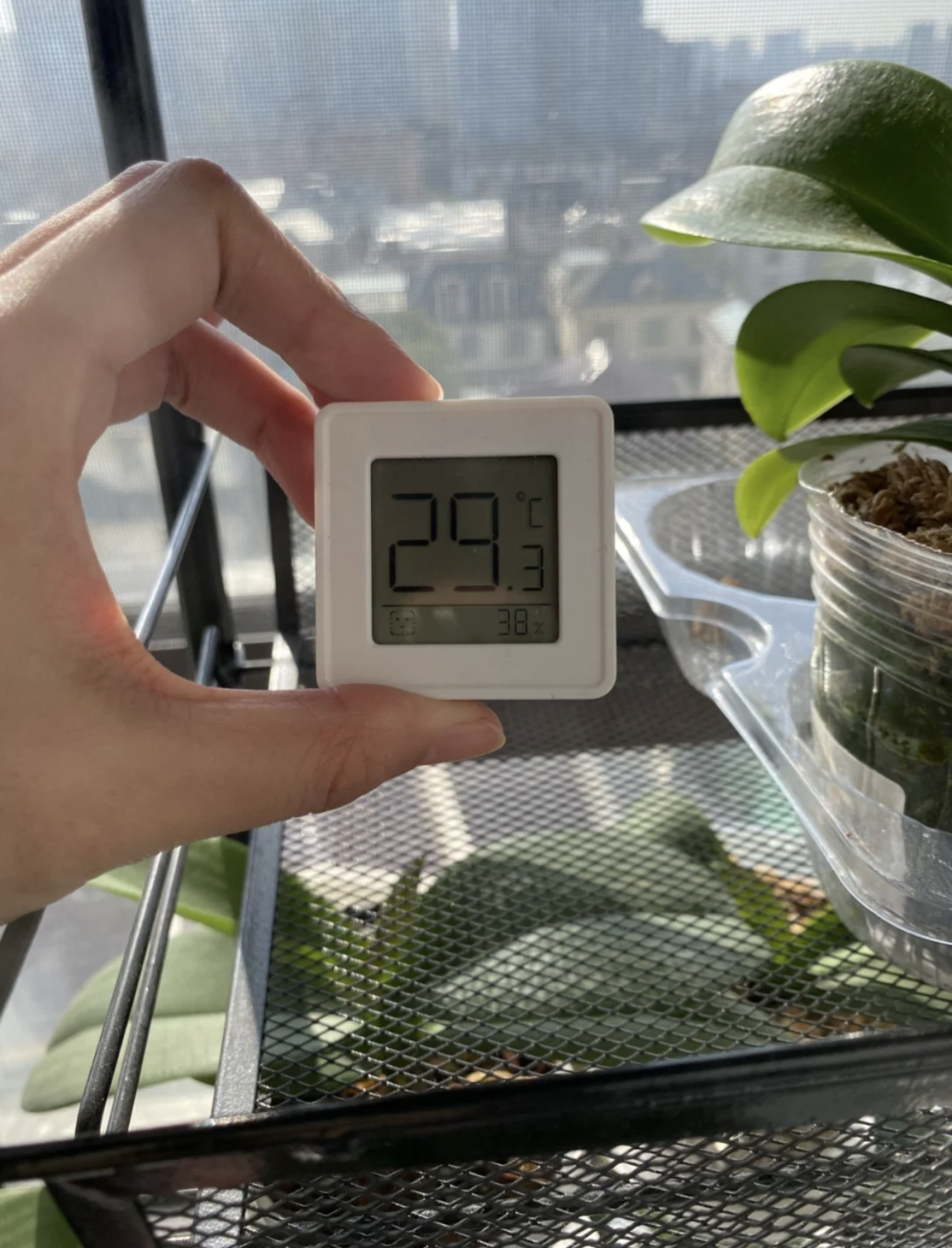 阳台打通还是装推拉门,阳台和阳台之间要用推拉门吗