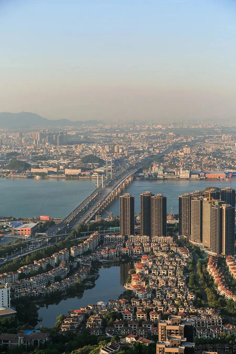 《误杀2》取景地、撑起香港娱乐圈的半壁江山，这个小城又火了