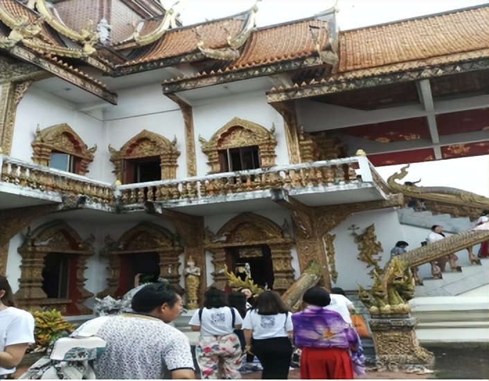 成为村里第一个女大学生后，我到底经历了什么？