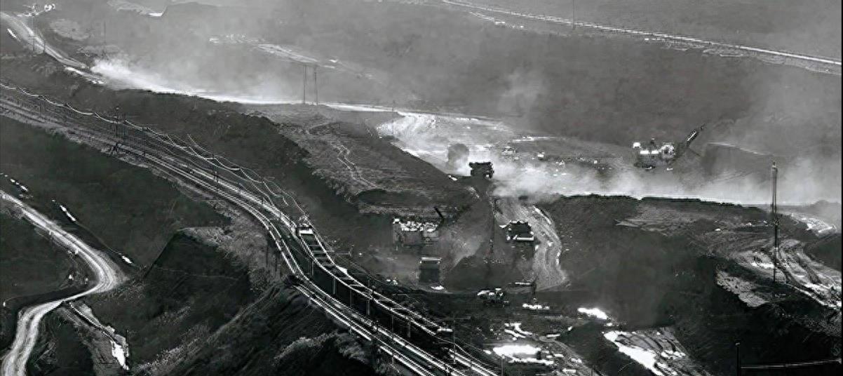 中国上世纪五大露天煤矿,带你们看看真实的露天煤矿