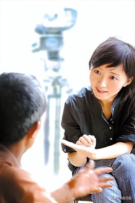 发表辱华言论、移居美国的“公知女神”柴静，如今怎么样了？