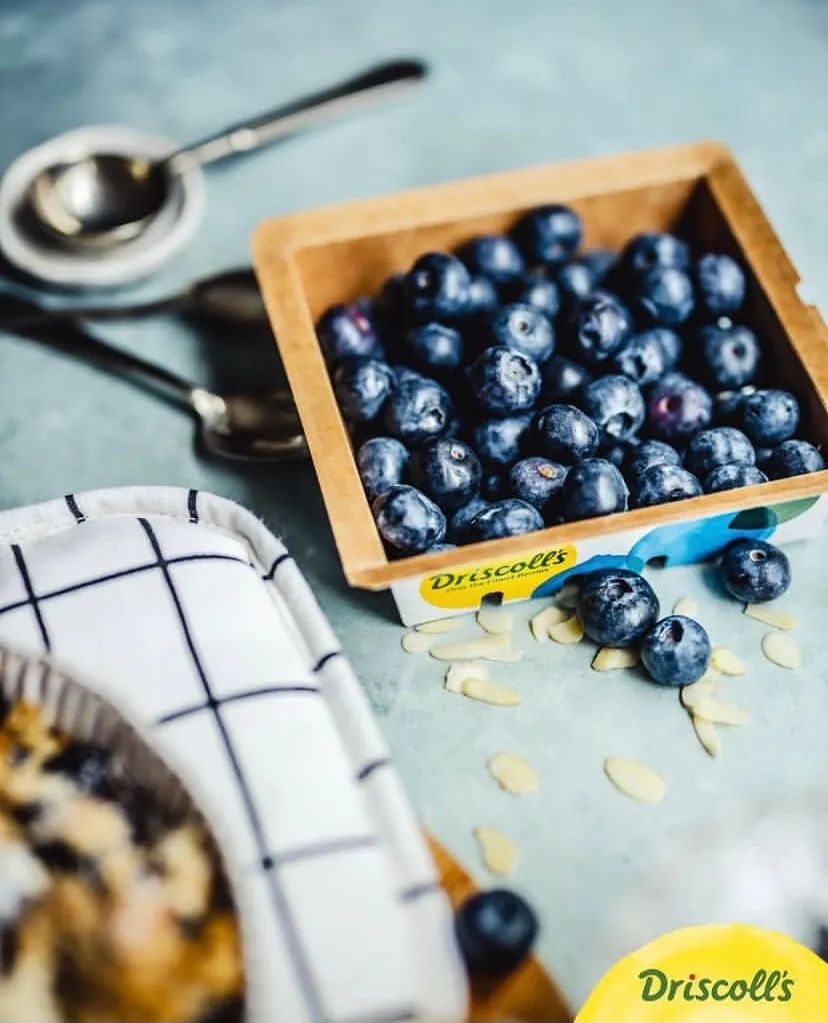 吃蓝莓叶黄素对改善视力有好处吗,吃蓝莓和吃胡萝卜哪个对视力更好