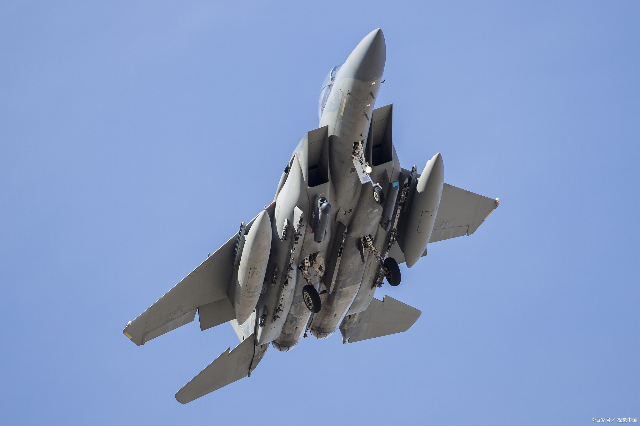 荷兰24架f-16战斗机,f-16战斗机多少钱一架