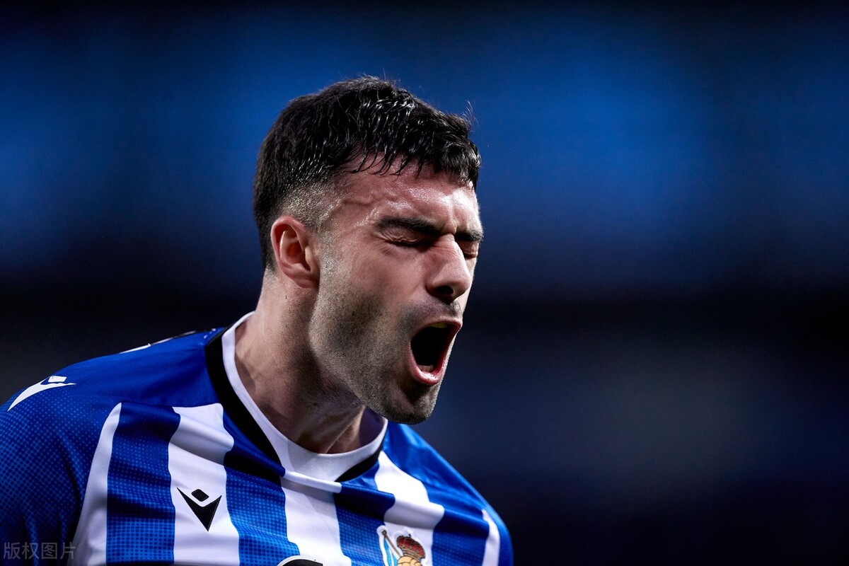 西甲首次中日pk武磊挑战亚洲标杆,西甲2冠王爆发96分钟绝杀