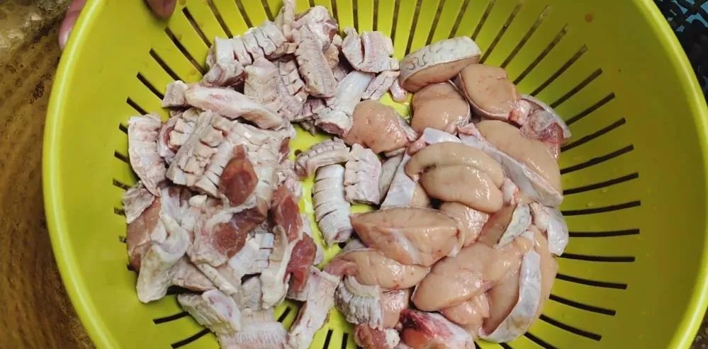 补肾补精吃生蚝和韭菜,生蚝补肾固肾的小方法