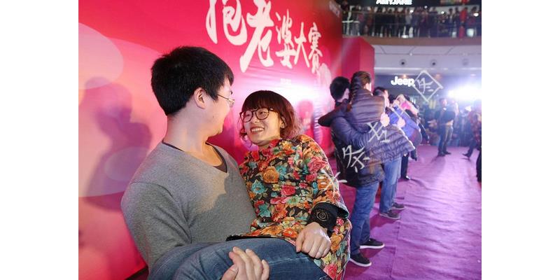 “敢不给我养老，就让我儿换老婆”儿子：我还是先把妈换了吧