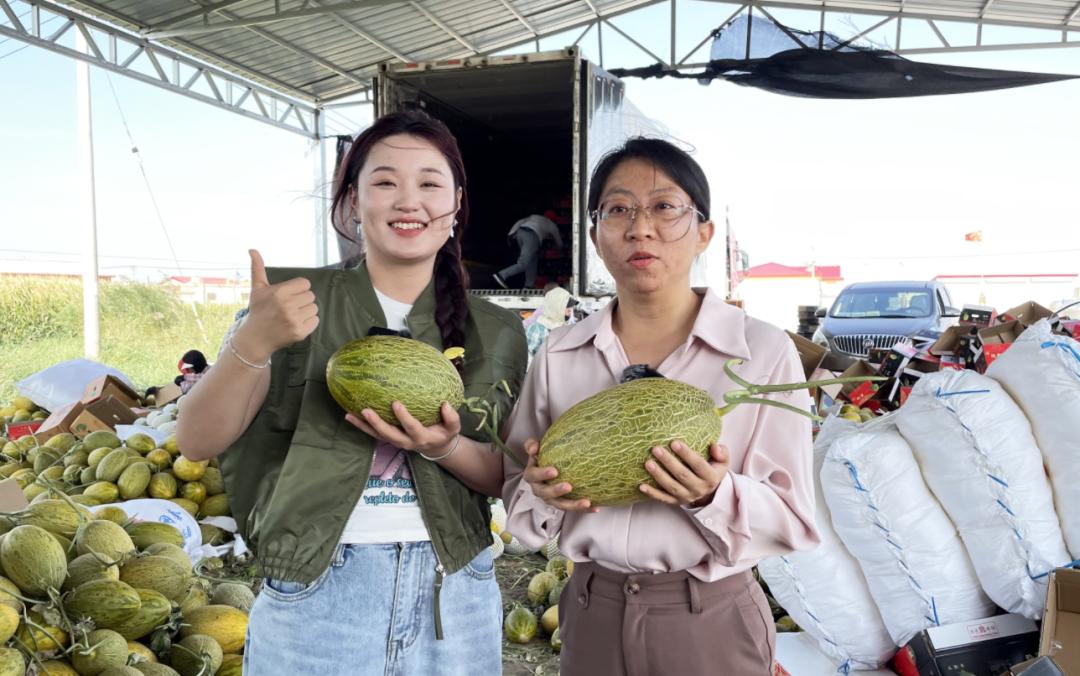 水岸明珠开业大吉,水岸明珠浠水店专场直播