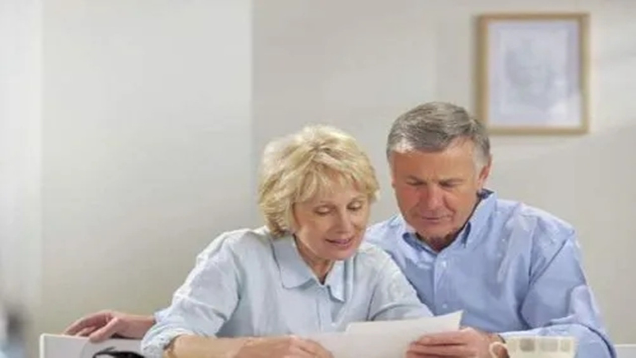 脸上、颈部、腋下的“肉疙瘩”是如何产生的？能用手抠掉吗？