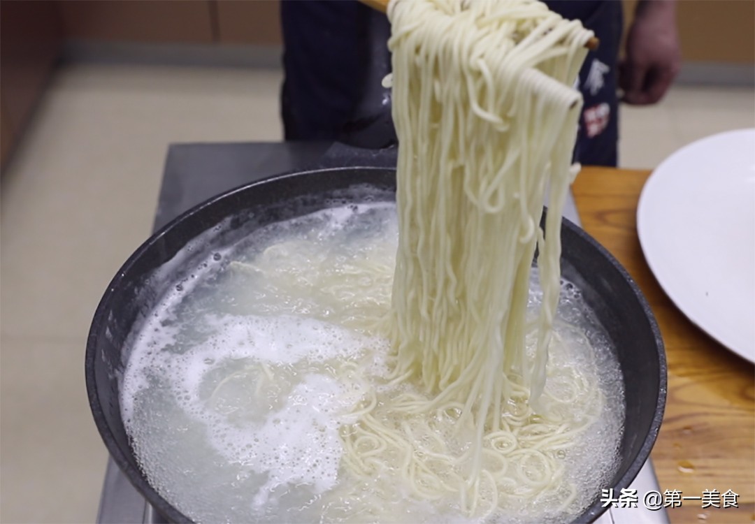 315打假的垃圾食品都有哪些,315曝光十大垃圾食品视频