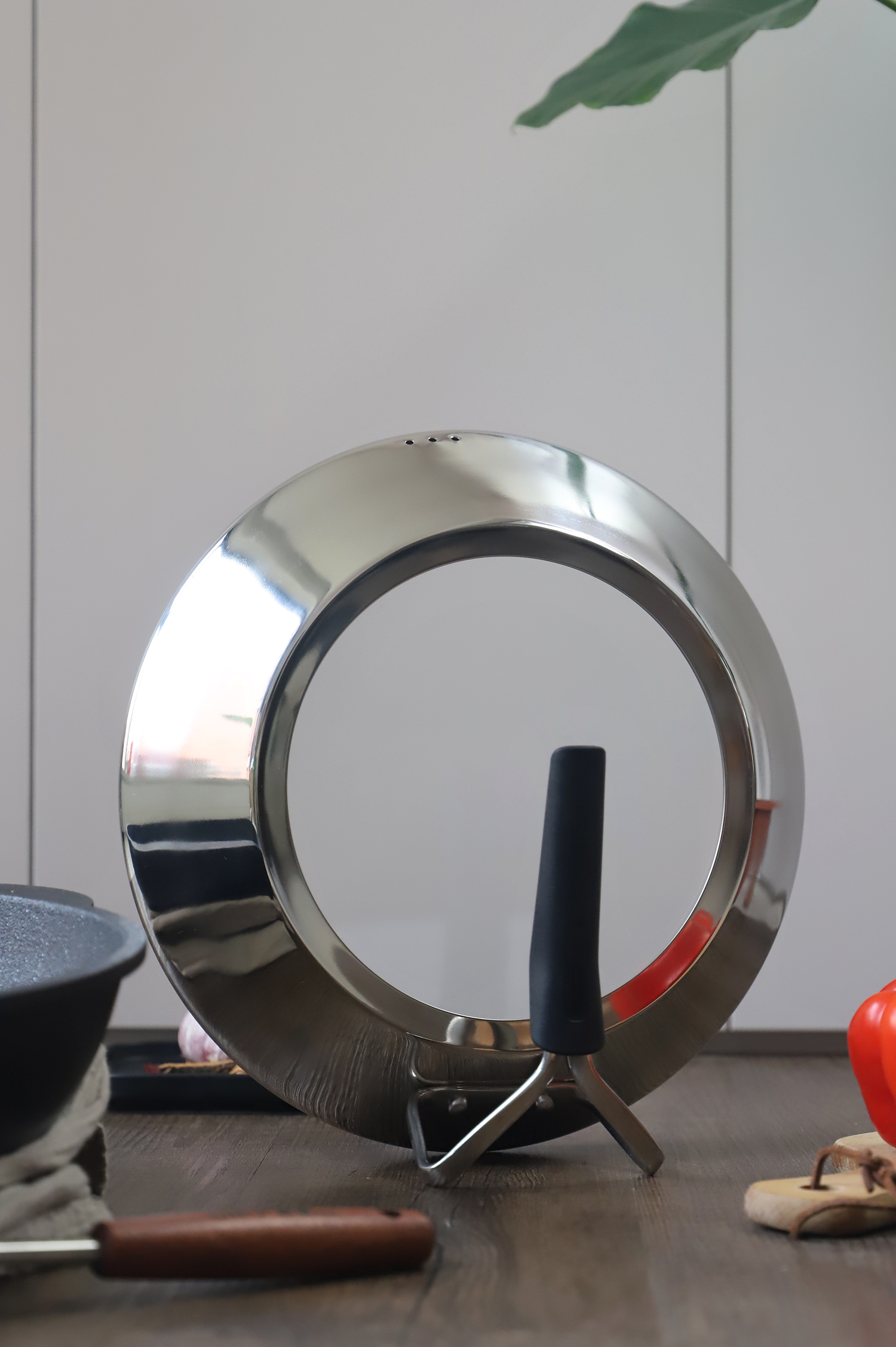 居派碳晶不粘锅测评,不惧铁铲的铁锅