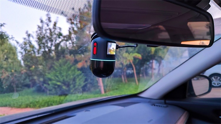 70迈行车记录仪x200最新,70迈行车记录仪x200功能怎么样