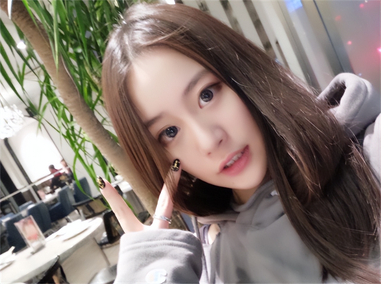 范志毅女儿范斯晶小视频,范志毅女儿范斯晶近况