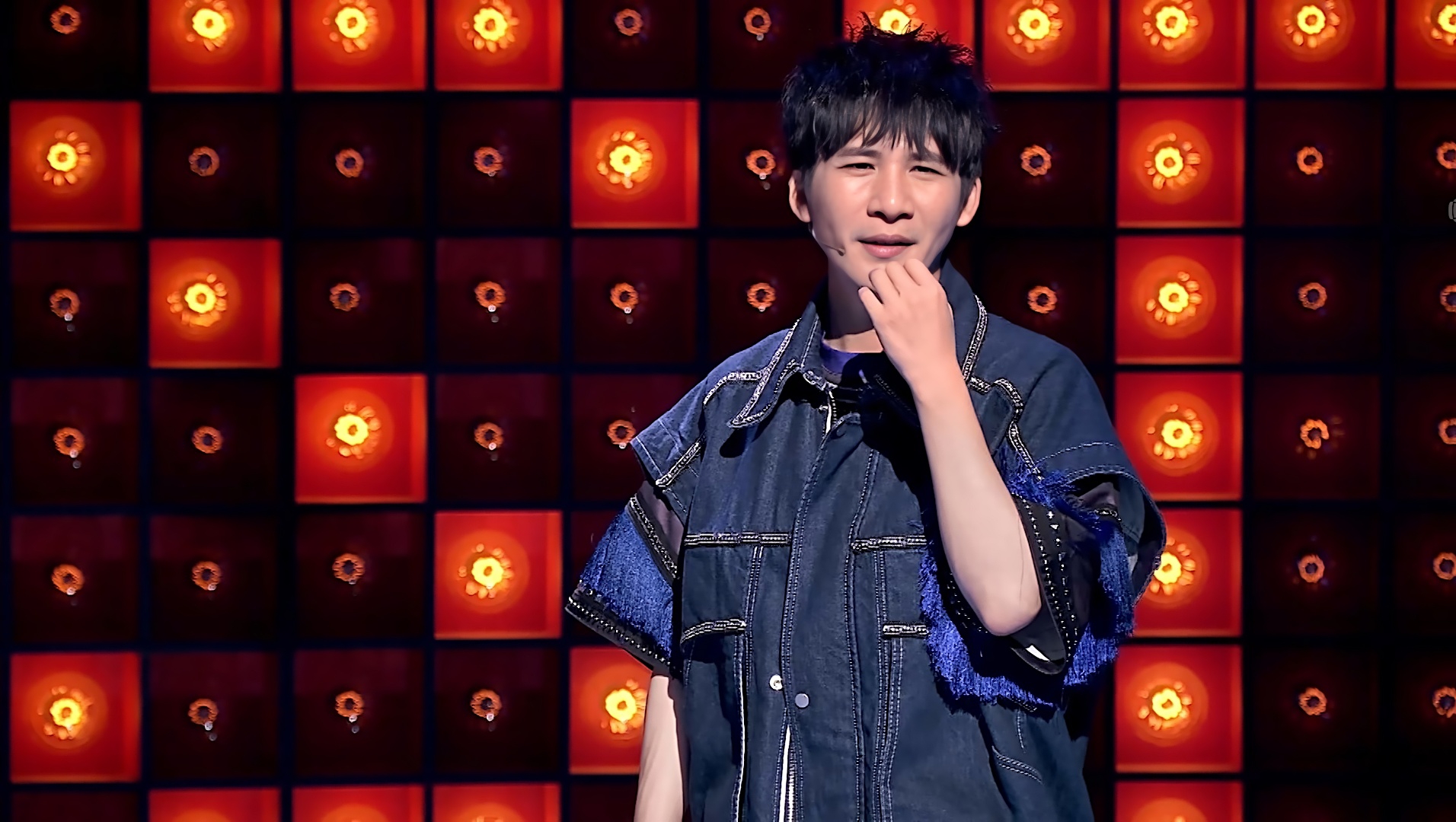 颜悦的脱口秀视频,脱口秀双胞胎颜怡颜悦完整版