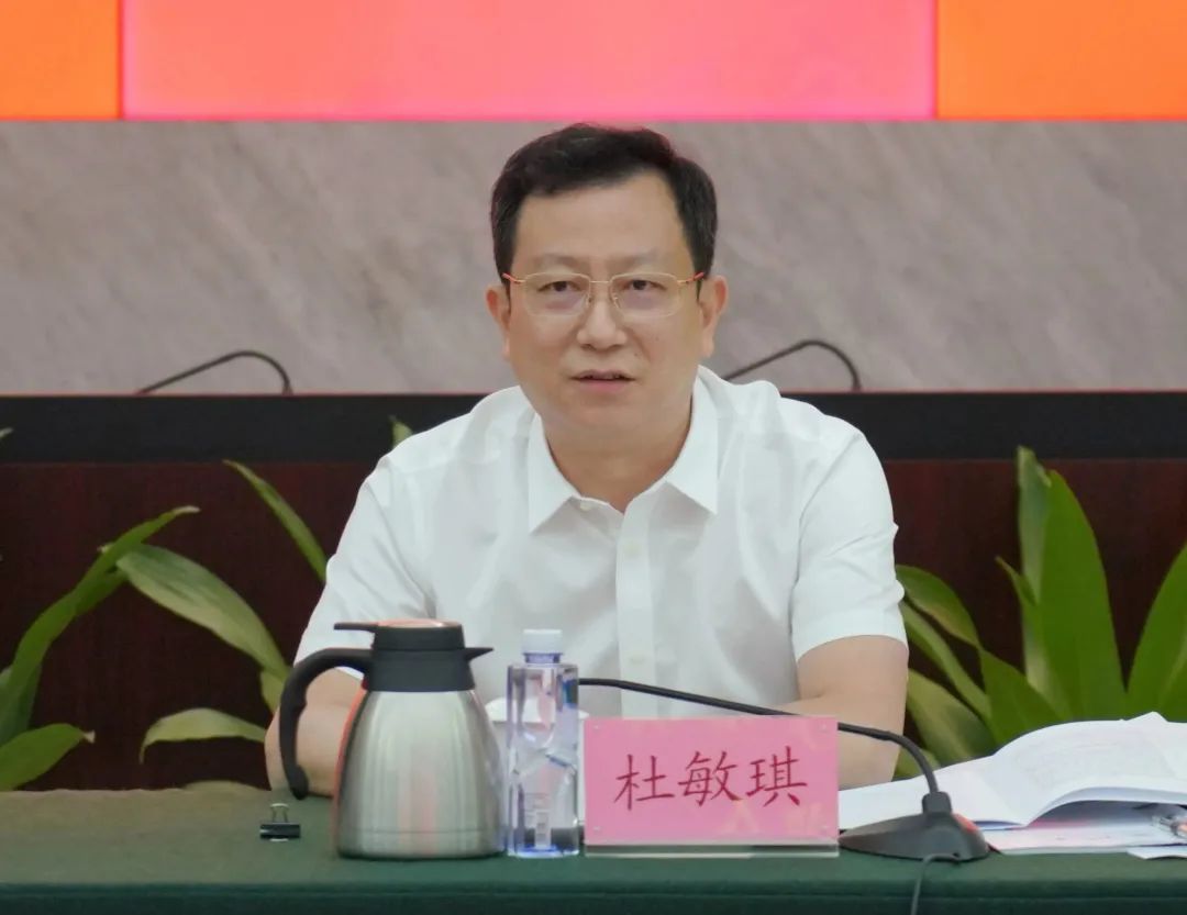 深学细照笃行凝聚青春力量——省人力资源社会保障厅开展青年理论学习小组读书周活动